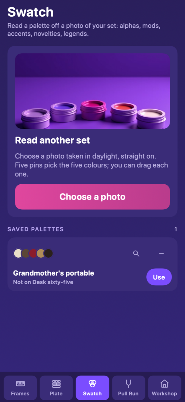 Swatch screen reading a palette from a photo